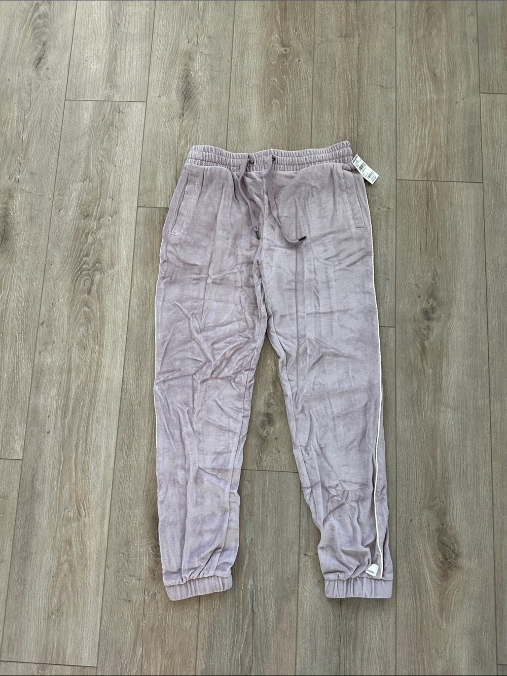 Tilly's Lilac Drawstring Jogger Pants size M